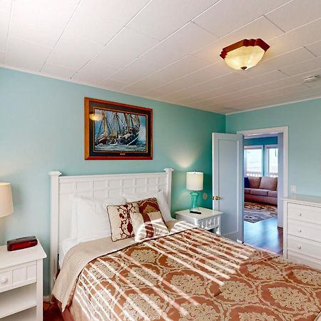 Getaway Oceanfront Lodging Rockaway Beach Buitenkant foto