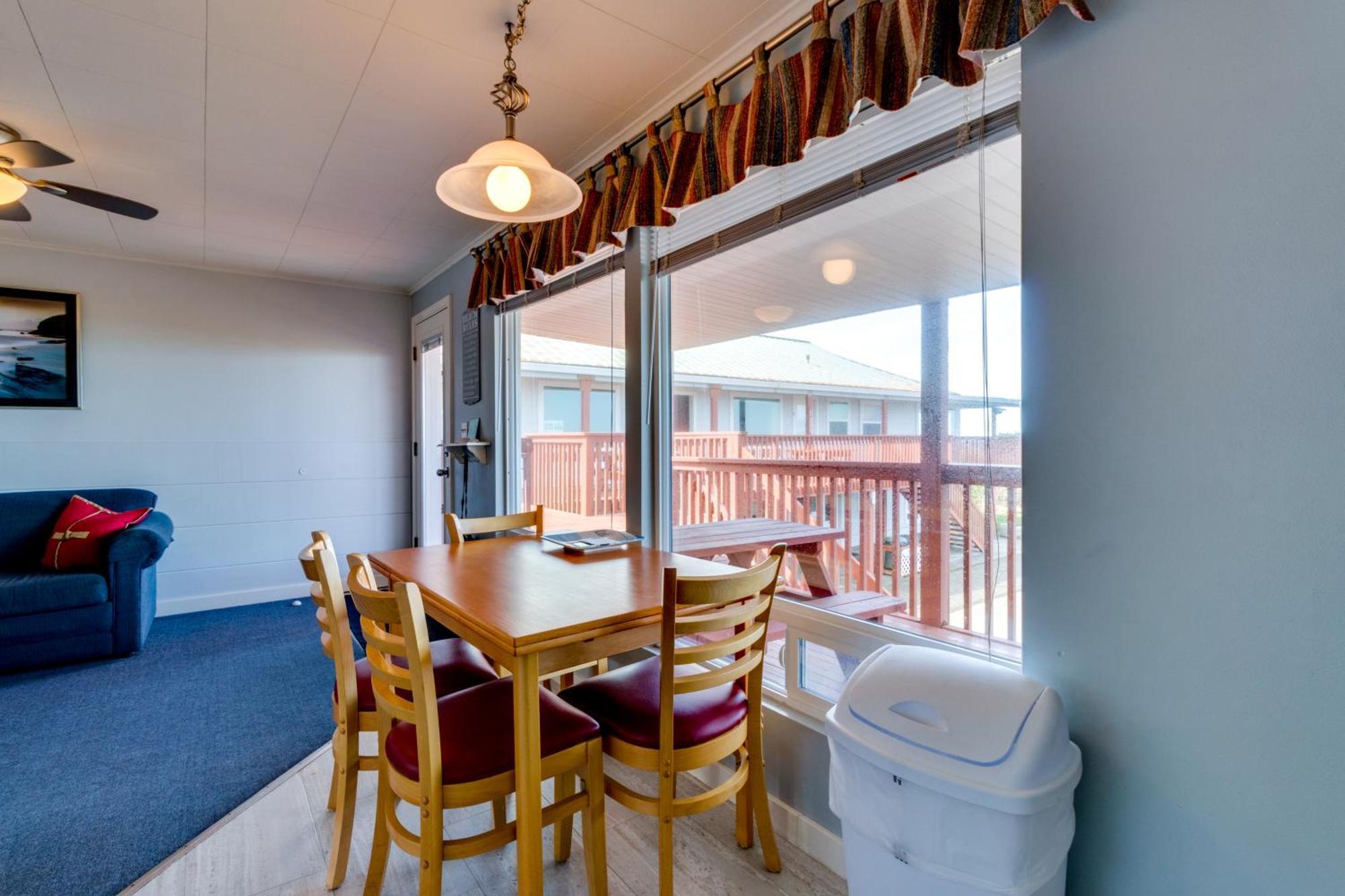 Getaway Oceanfront Lodging Villa Rockaway Beach Kamer foto