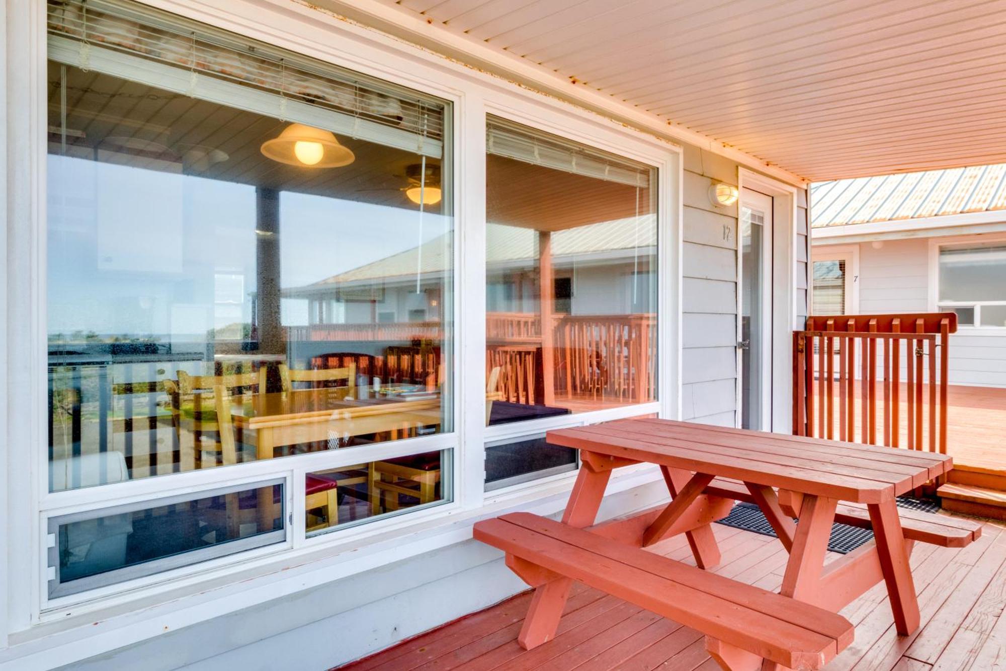 Getaway Oceanfront Lodging Villa Rockaway Beach Kamer foto