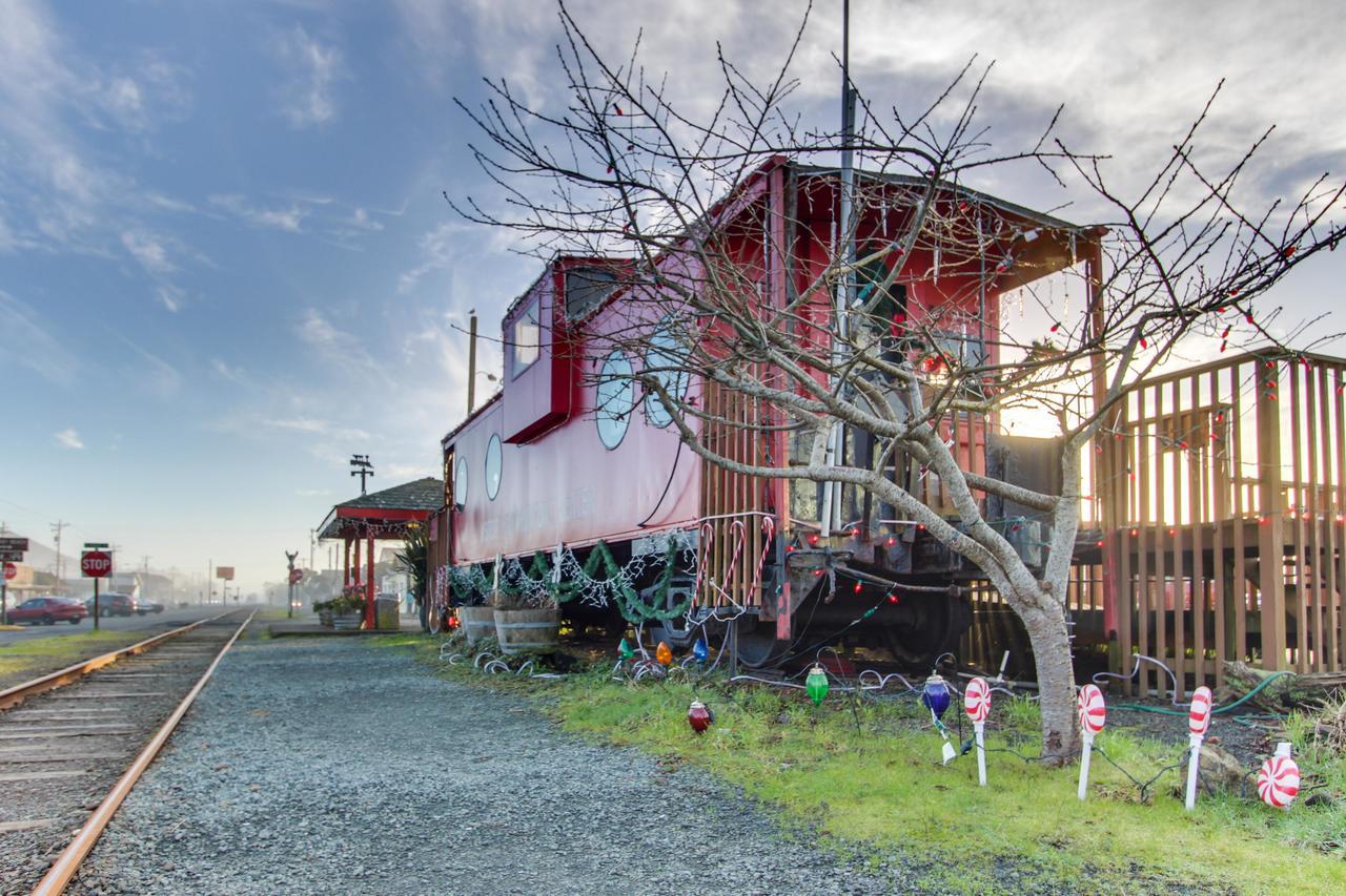 Getaway Oceanfront Lodging Villa Rockaway Beach Buitenkant foto